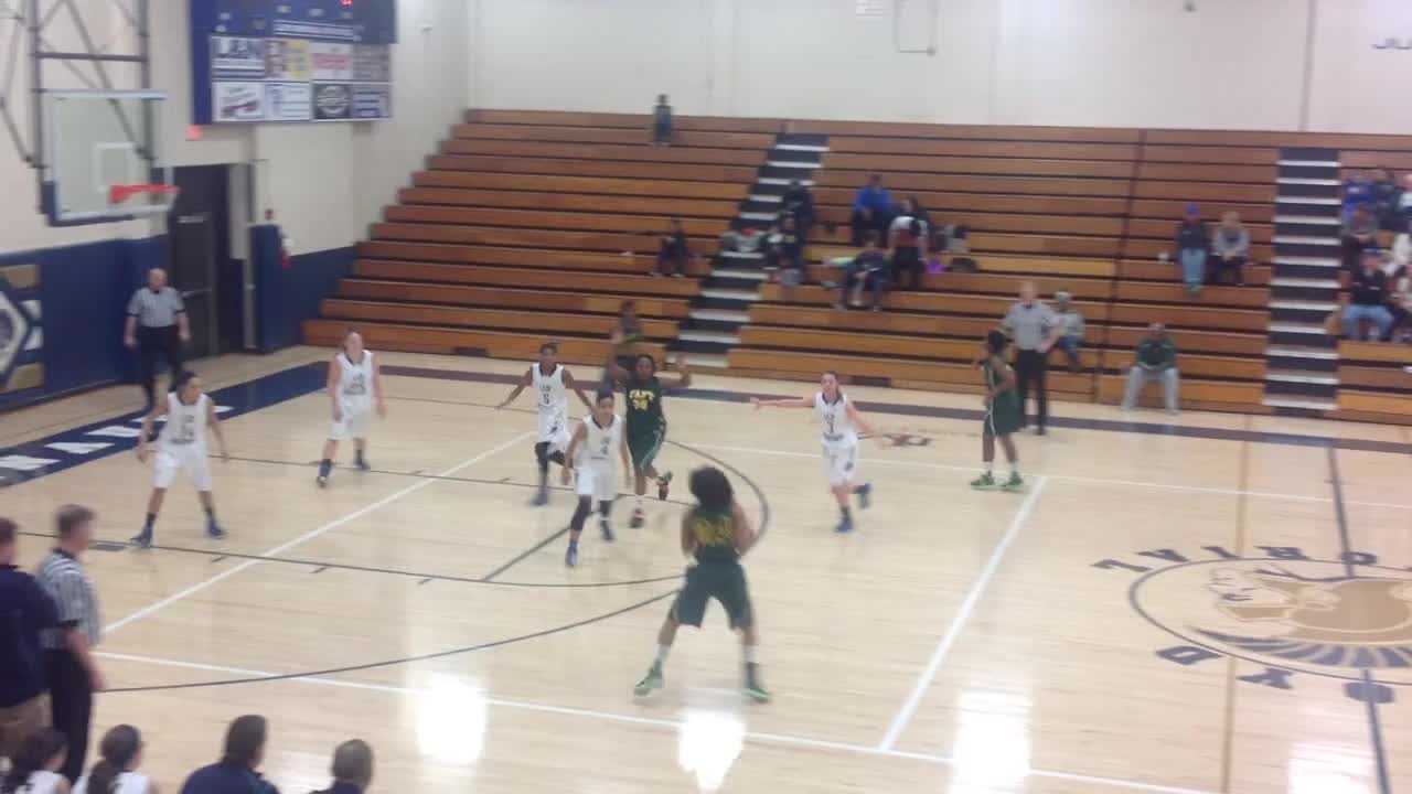 Lloyd Memorial High School vs. Taft High School ShaMaya Behanan